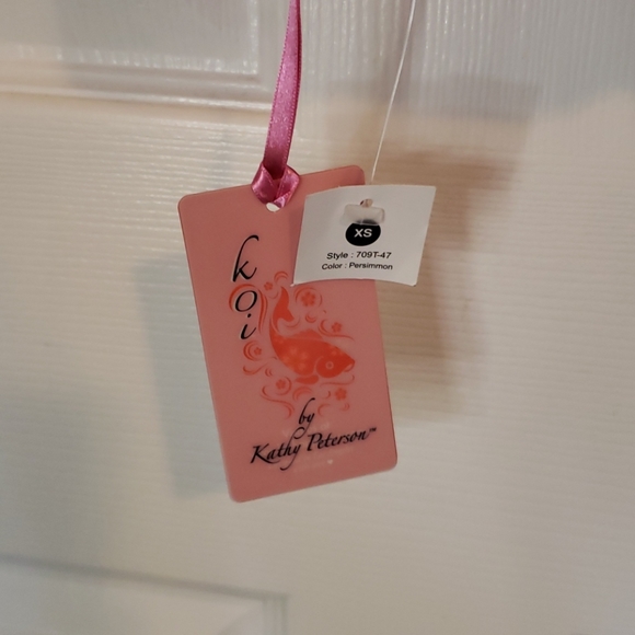 Koi /Tafford scrub set - Picture 3 of 3